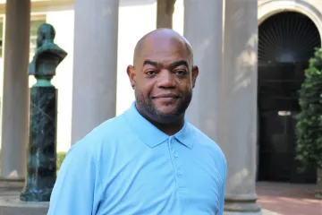 Headshot of Bruce Addison