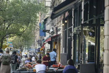 Restaurants and businesses along Broadway